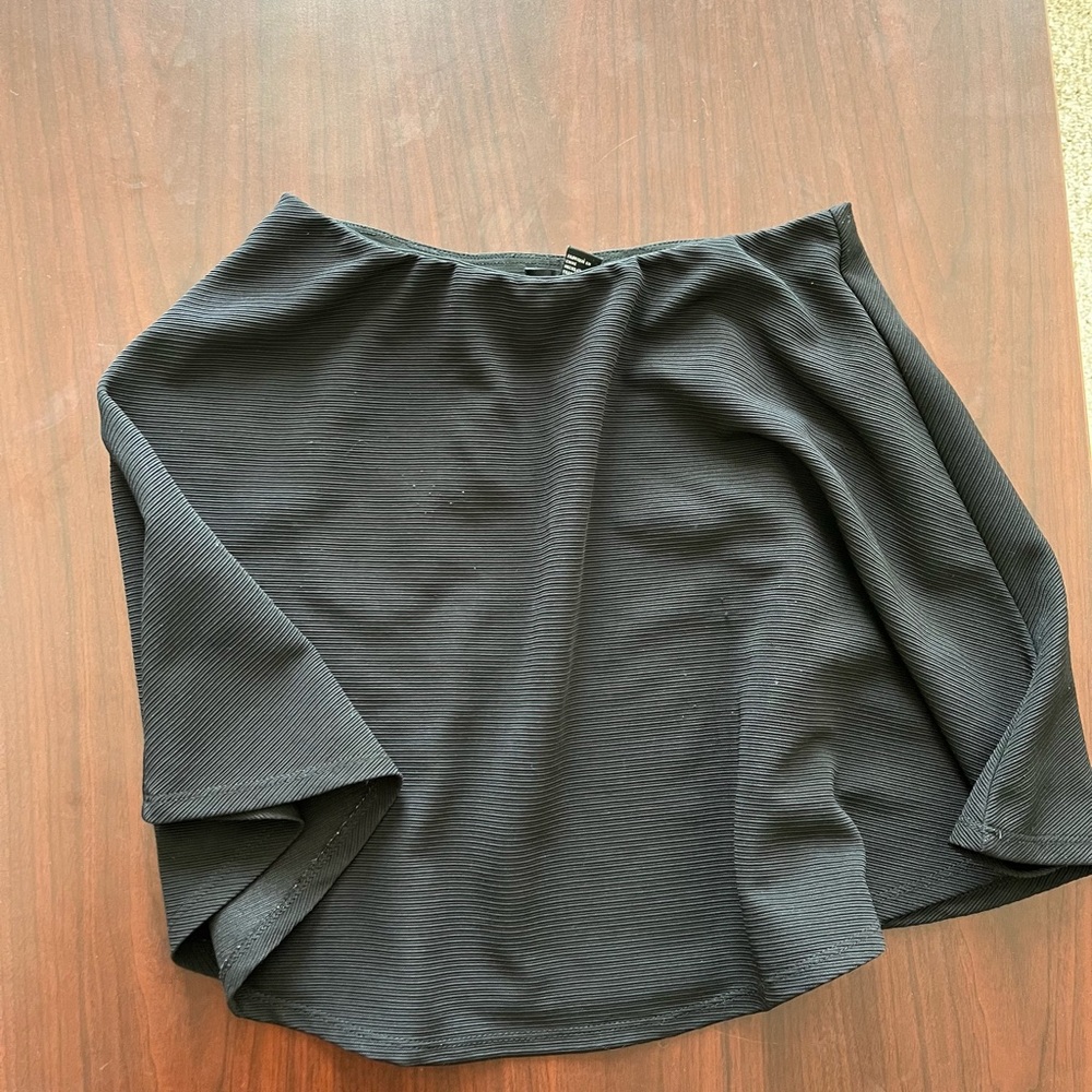 Forever 21 black flowy skirt